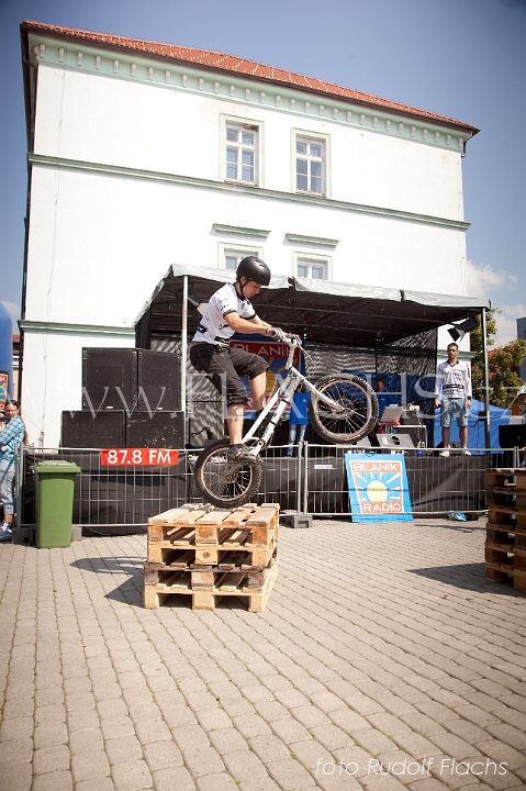 2010_06_27_8794.jpg - www.flachs.cz