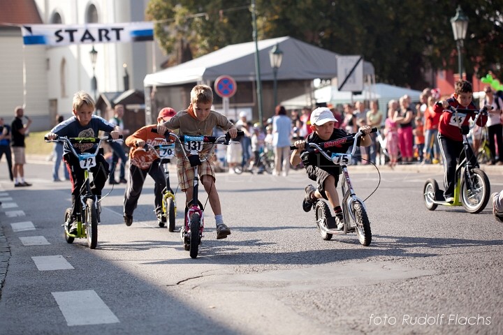 2010_09_11_2246.jpg - www.flachs.cz