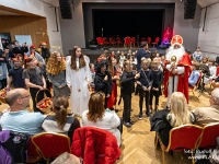 Fotografie Flachs Říčany - Masarykovo nám. 155/9 - Říčany fotograf  Rudolf Flachs - www.flachs.cz tel. 602 341 972  záběr číslo: 2024 12 02 0638