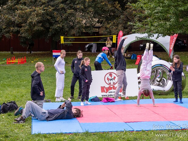 Sobola Lázeňská louka a Hrad